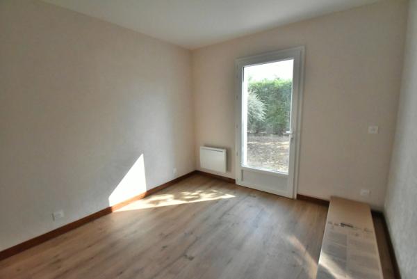 Maison à vendre 4 pièces plain pied (16) LA COURONNE, 4 chambres et terrain