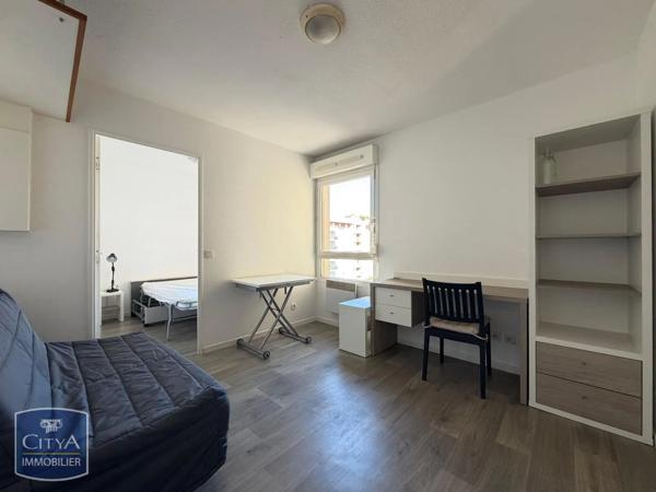 Appartement à louer 2 pièces 24.2m² Saint-Étienne (42100)