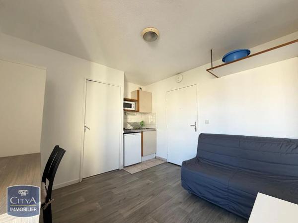 Appartement à louer 2 pièces 24.2m² Saint-Étienne (42100)