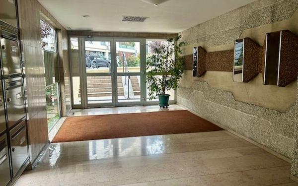 Appartement à louer    1 pièce •  Boulogne-Billancourt