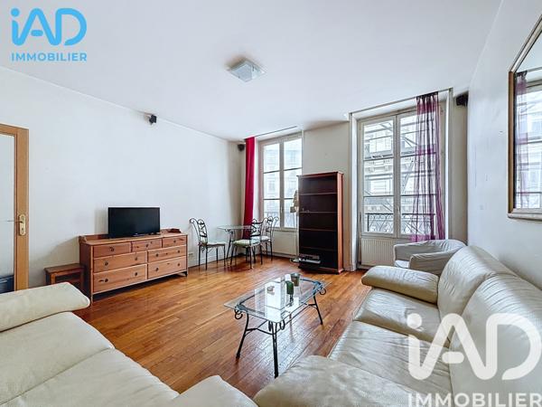 Location appartement 2 pièces 54,19 m² Paris 1