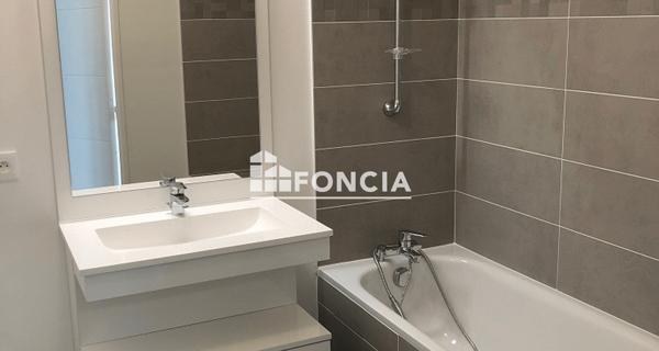 Location Appartement 3 pièces 66.3 m² - Nanterre 92000
