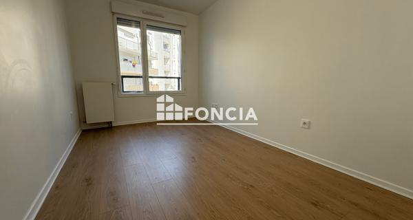 Location Appartement 3 pièces 66.3 m² - Nanterre 92000