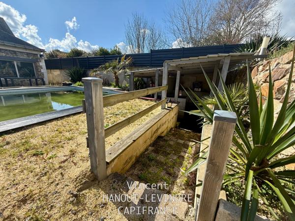 Maison à vendre 12 pièces SCEAUX D'ANJOU (49)