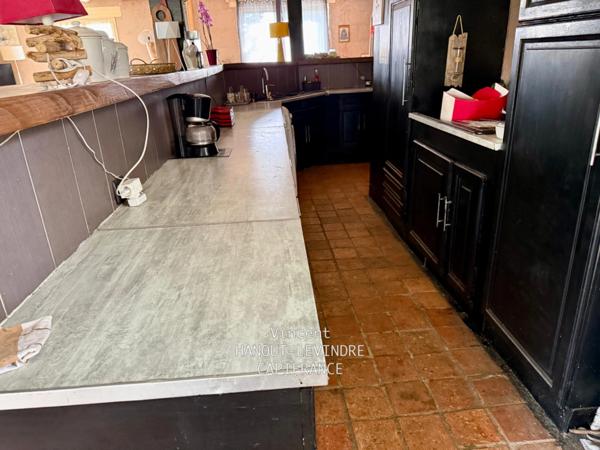 Maison à vendre 12 pièces SCEAUX D'ANJOU (49)