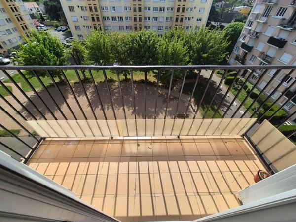 Appartement 3 chambres, garage et cave