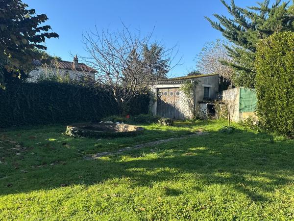 NIORT MAISON FAMILIALE 4CH JARDIN GARAGE