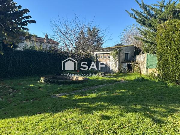 NIORT STE PEZENNE MAISON FAMILIALE 4CH JARDIN GARAGE