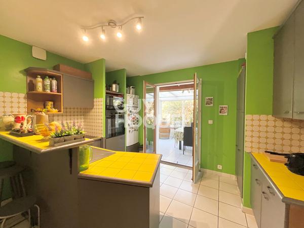 Maison familiale de 154 m2 sur une parcelle d'environ 580 m2