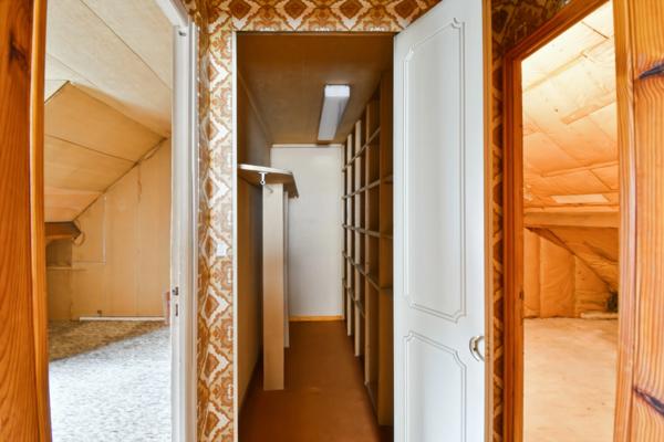 Charmante maison familiale de 110 m², 2 chambres +1 de 17m² à créer avec sous-sol total et 362m² de terrain à Morangis – quartier L’Avenir