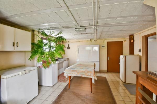 Charmante maison familiale de 110 m², 2 chambres +1 de 17m² à créer avec sous-sol total et 362m² de terrain à Morangis – quartier L’Avenir