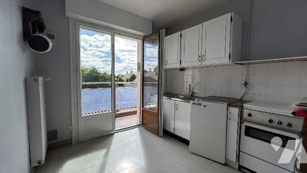 Appartement 2 CHAMBRES, BALCON, ASCENSEUR, PARKING