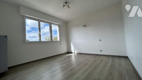 Appartement 2 CHAMBRES, BALCON, ASCENSEUR, PARKING