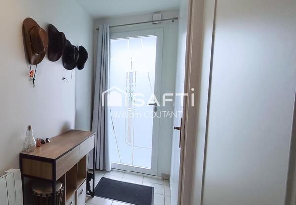 Maison de 88m2 de plain pied, trois chambres, quartier la Brossardière.