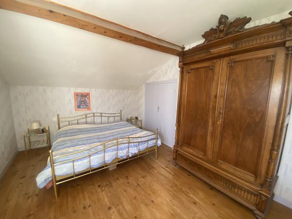 Sury-le-Comtal (42450) À VENDRE – SURY LE COMTAL Maison familiale d’exception