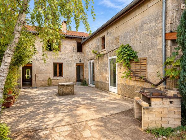 BELLE MAISON DE CARACTÈRE AVEC JARDIN, GRANGE ET POTENTIEL SECOND LOGEMENT
