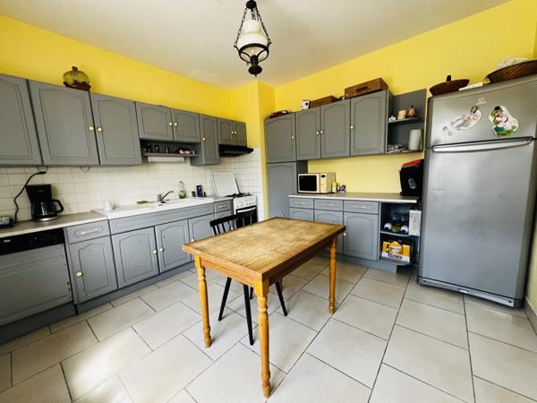 Maison à vendre 125 000 € Ainay-le-Vieil 7 p 165 m² DPE C