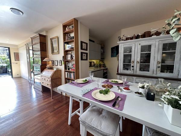 Appartement T3 avec une belle terrasse Bordeaux Triangle d'Or cœur de ville au calme