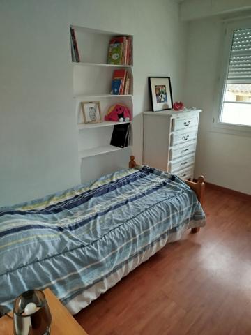 ENSEMBLE IMMOBILIER EN PIERR AU COEUR DE MOUTIERS.