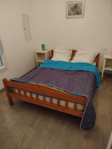 ENSEMBLE IMMOBILIER EN PIERR AU COEUR DE MOUTIERS.
