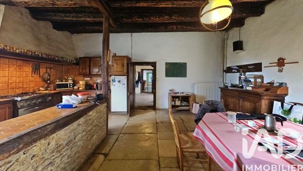 Maison à vendre 11 pièces 295 m² Sommières-du-Clain
