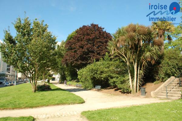 CHAMBRE DE BONNE 10.73 M²