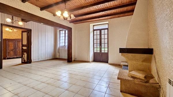 Maison vigneronne Escales 7 pièce(s) 220 m2