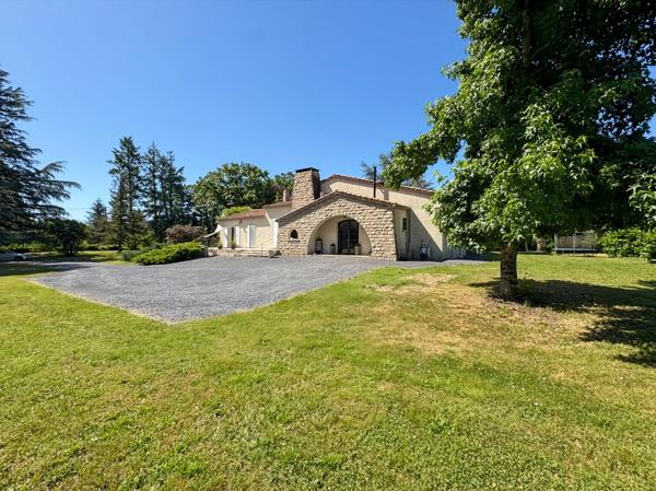 Maison à vendre 7 pièces NOGARO (32)