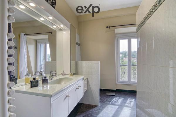 Rare à la vente : Hôtel Particulier rénové avec piscine et terrasse – Apt, Vaucluse