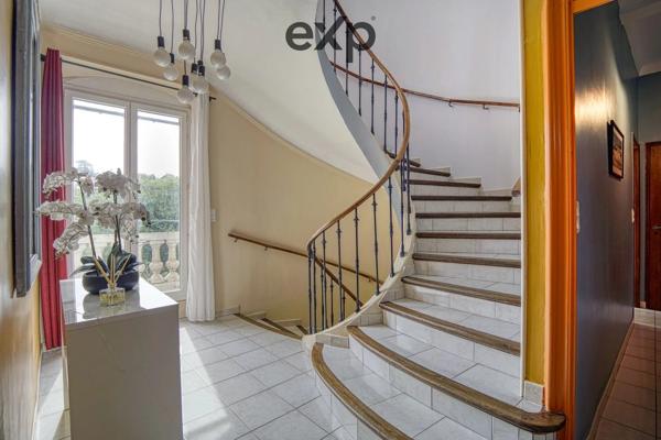 Rare à la vente : Hôtel Particulier rénové avec piscine et terrasse – Apt, Vaucluse