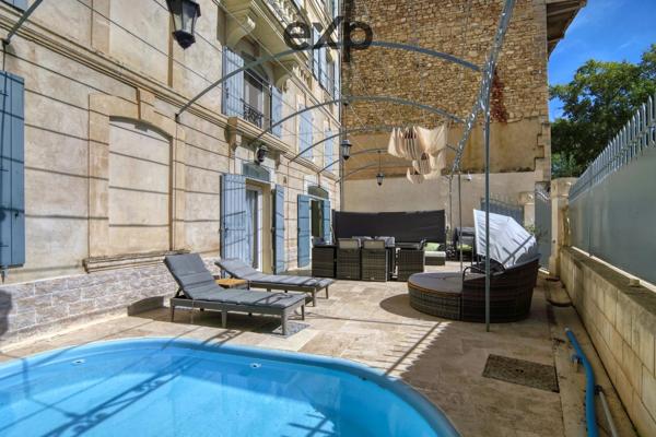 Rare à la vente : Hôtel Particulier rénové avec piscine et terrasse – Apt, Vaucluse