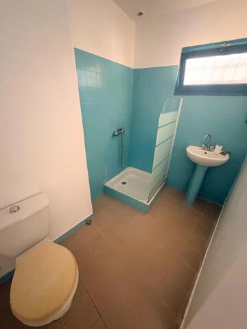 Vente                                                      Immeuble
                        
                     7 pièces                      191 m2                     à Bourg-Lès-Valence