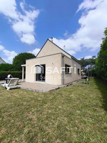 Saint evarzec, maison individelle, vie de plain pied construction par artisants 2011 bourg 1 km, chauffage au sol