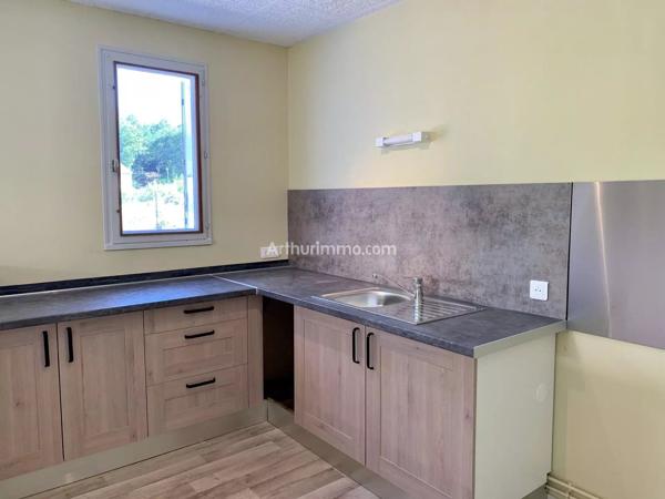 Location                                                      Maison
                        
                     2 pièces                      39 m2                     à Mauléon