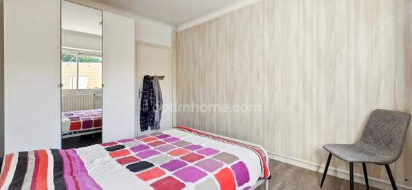 Maison 85 m² pleine de charme – 2 chambres – terrasse intimiste – double garage – aucun travaux PAU (64)