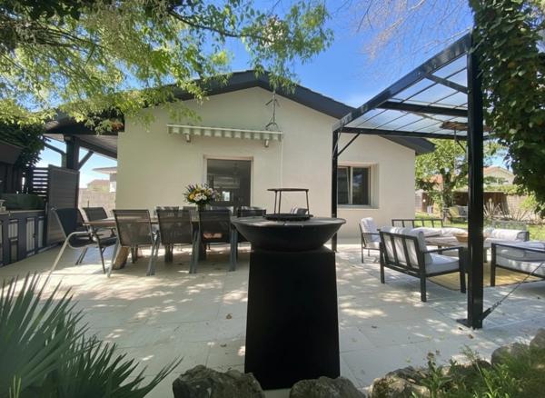 Maison plain pied à vendre 4 pièces SAINT MAURICE DE GOURDANS (01)