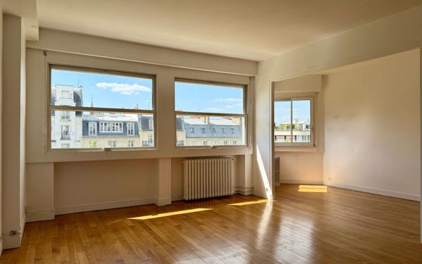 Appartement à vendre    2 pièces • 60,48 m2 Paris 15