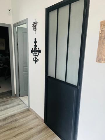 Jolie maison rénovée de 2/3 chambres avec studio indépendant sur un beau terrain arboré de 3600m2 sans vis à vis