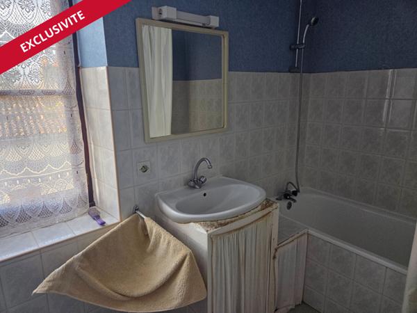 Maison centre ville de CIVRAY