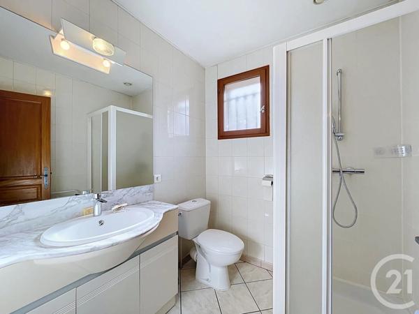 Maison à vendre  5 pièces - 120,02 m 2   ST JULIEN CHAPTEUIL  - 43