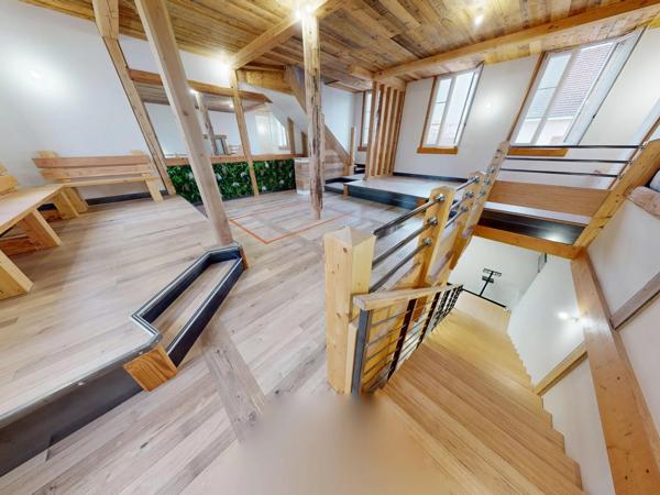 Troyes, Local Commercial Libre, Sans Droit d'entrée