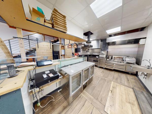 Troyes, Local Commercial Libre, Sans Droit d'entrée