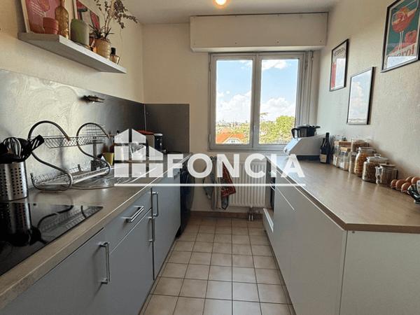 Location Appartement 2 pièces 47 m² - Dijon 21000