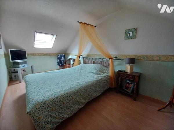 Couëron Bourg, maison en pierre rénovée, 5 ch