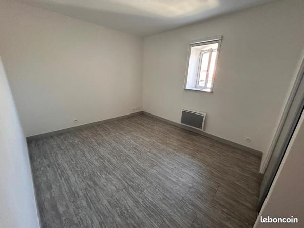 Location Appartement T2 de 31 m² — Centre-ville de Poitiers