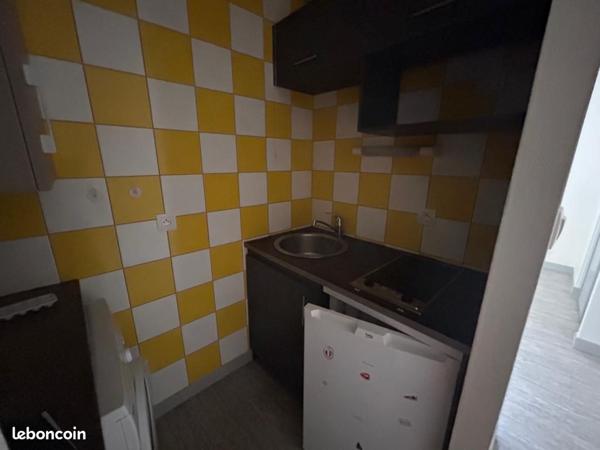 Location Appartement T2 de 31 m² — Centre-ville de Poitiers
