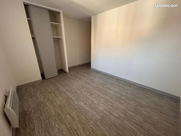 Location Appartement T2 de 31 m² — Centre-ville de Poitiers
