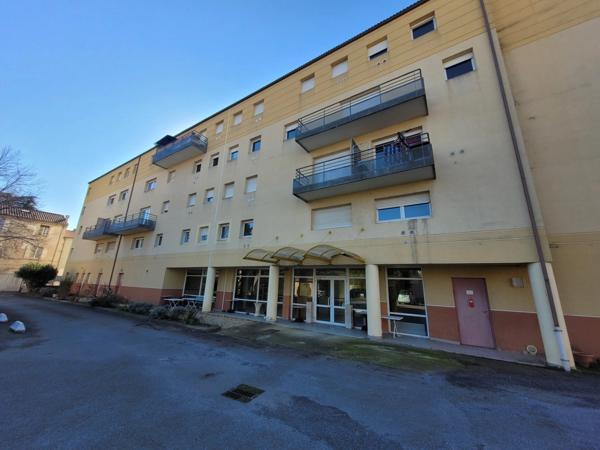 Dpt Gard (30), ALES à vendre idéal investisseur, local professionnel 434m² environ;