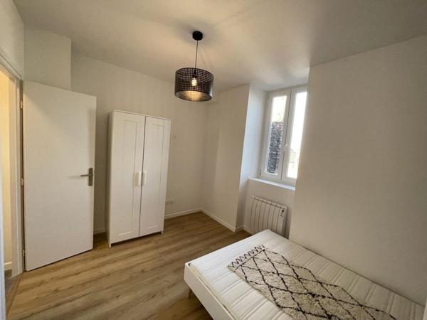 A LOUER : T3 à LILLE • Rue du Sec Arembault - Centre / republique • 1 125 € CC • Réf. G432-5