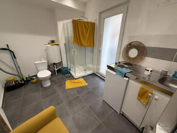 Location Bureau 3 pièces 45 m2 à Clermont-l'Hérault